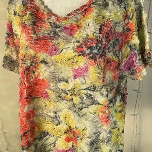 V-neck women's colorful top, with sleeves, Size XL.